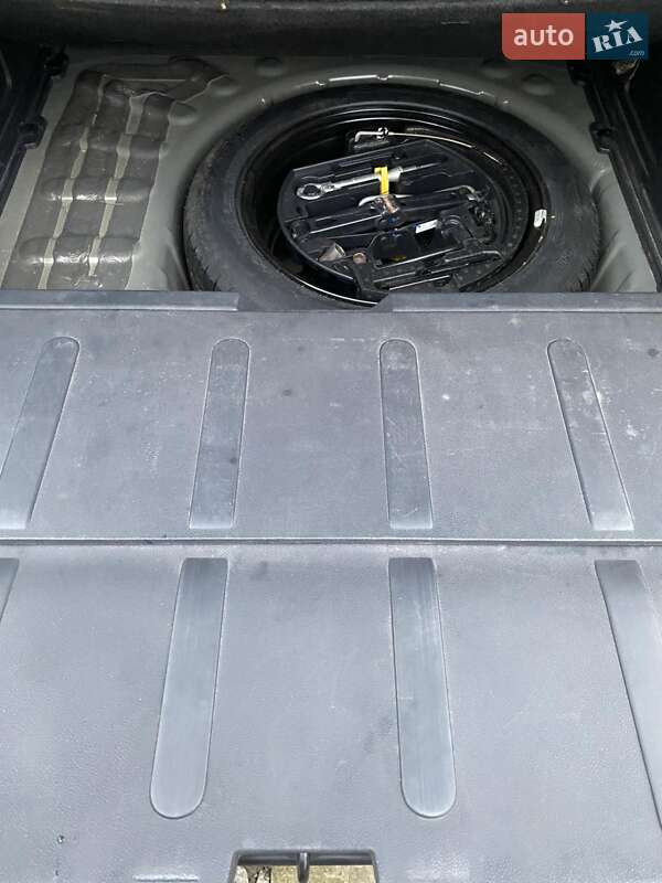 Позашляховик / Кросовер Peugeot 3008 2011 в Рогатині