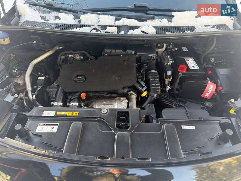 Внедорожник / Кроссовер Peugeot 3008 2018 в Тернополе фото 10 Внедорожник / Кроссовер Peugeot 3008 2018 в Тернополе