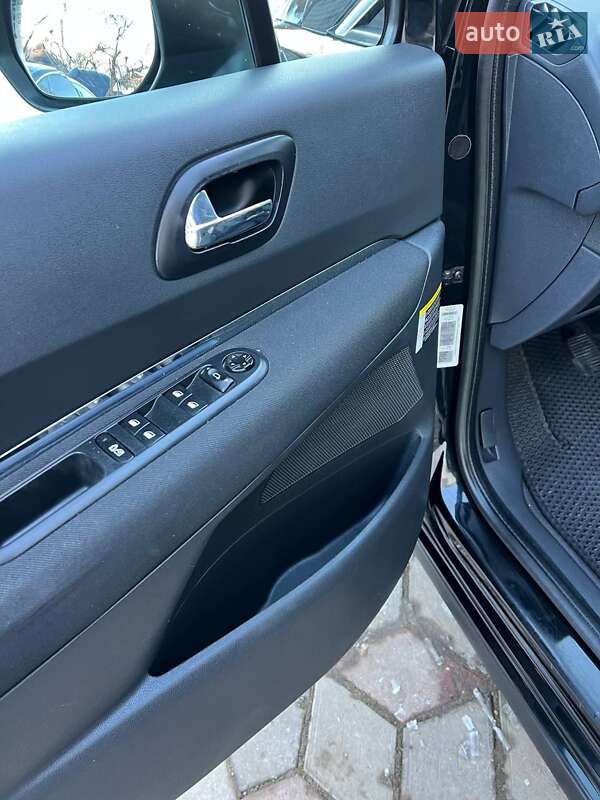 Позашляховик / Кросовер Peugeot 3008 2011 в Коломиї