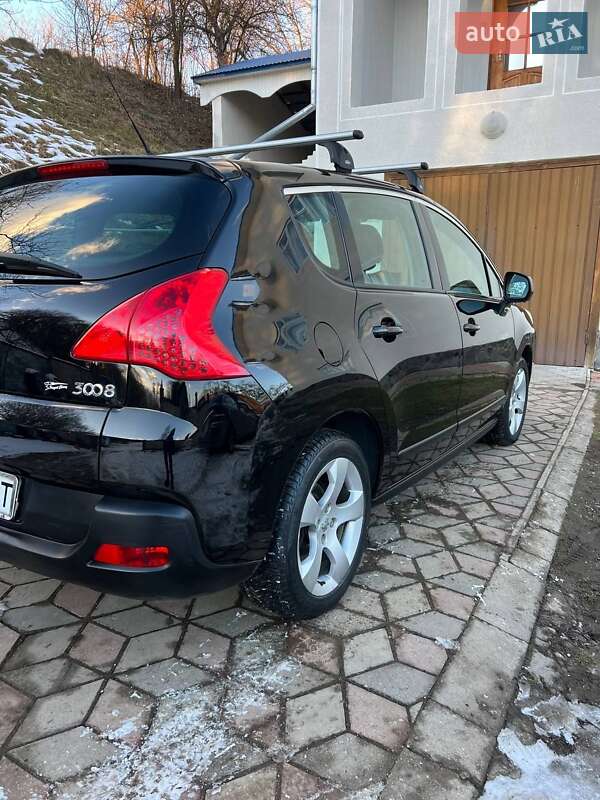 Позашляховик / Кросовер Peugeot 3008 2011 в Коломиї