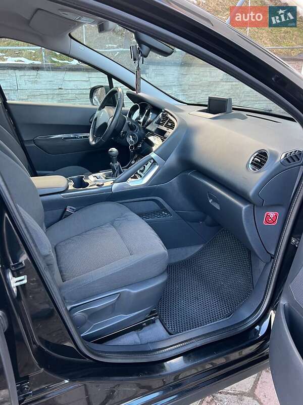 Позашляховик / Кросовер Peugeot 3008 2011 в Коломиї