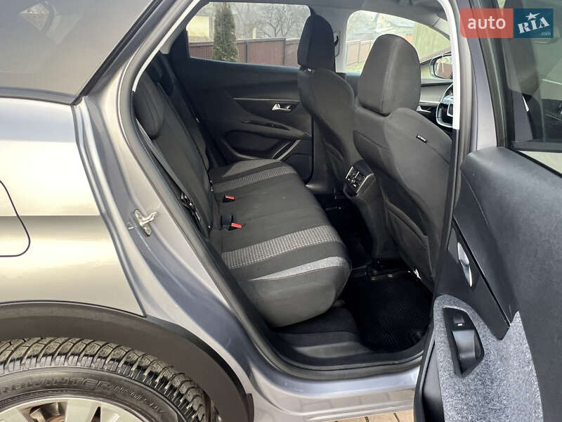 Внедорожник / Кроссовер Peugeot 3008 2018 в Косове