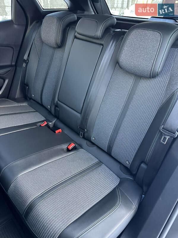 Внедорожник / Кроссовер Peugeot 3008 2021 в Прилуках