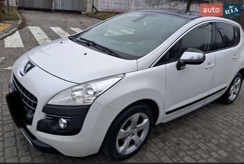 Позашляховик / Кросовер Peugeot 3008 2012 в Львові фото 2 Позашляховик / Кросовер Peugeot 3008 2012 в Львові
