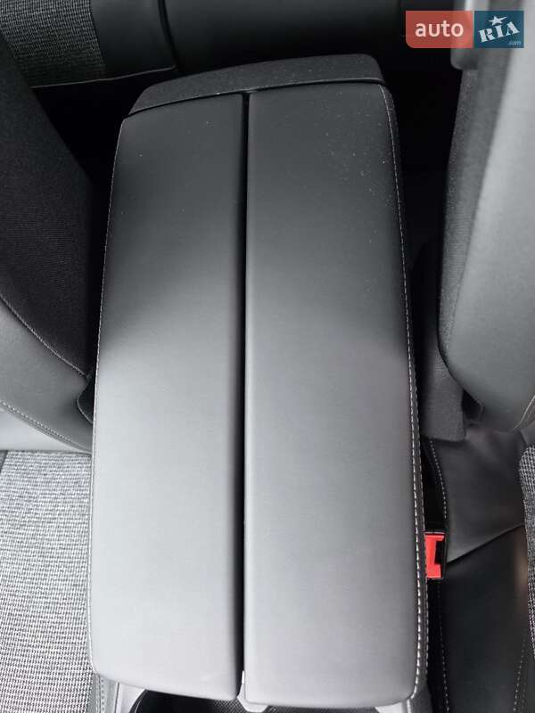 Позашляховик / Кросовер Peugeot 3008 2020 в Бережанах фото 43 Позашляховик / Кросовер Peugeot 3008 2020 в Бережанах