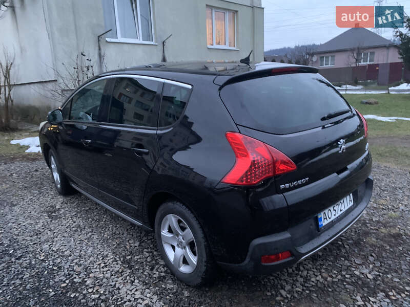 Внедорожник / Кроссовер Peugeot 3008 2010 в Сваляве