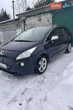 Позашляховик / Кросовер Peugeot 3008 2010 в Вараші