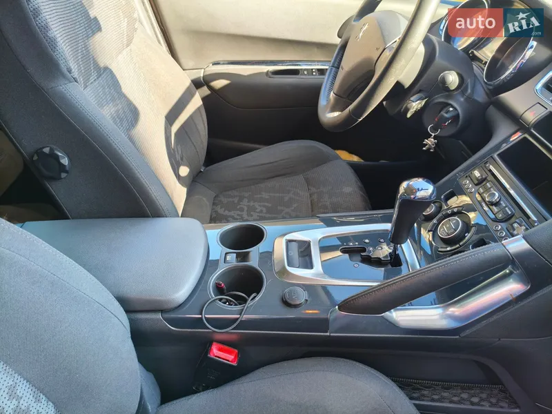 Peugeot 3008 2013 VIN VF30URHHADS111968 фото оголошення 7 з 63