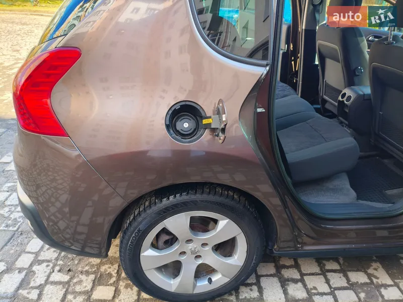 Peugeot 3008 2013 VIN VF30URHHADS111968 фото оголошення 15 з 63