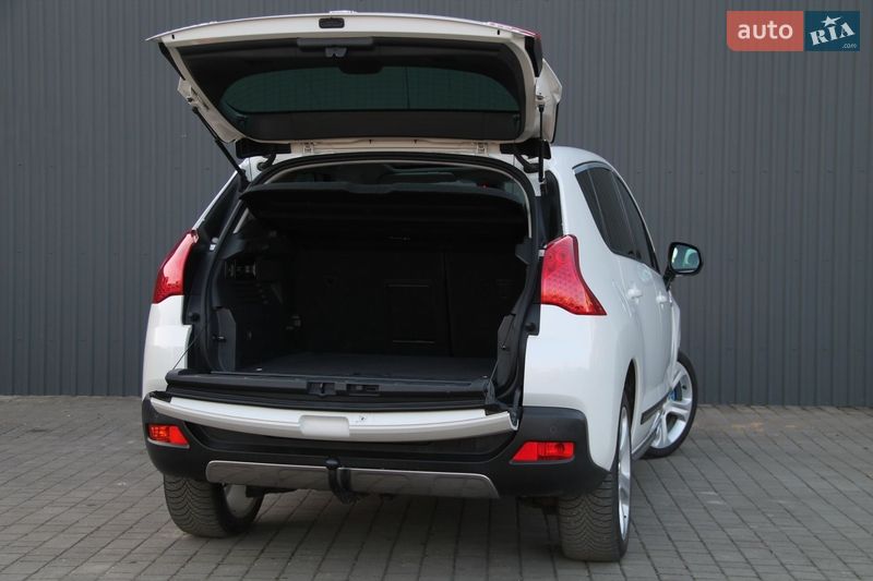 Внедорожник / Кроссовер Peugeot 3008 2013 в Сарнах