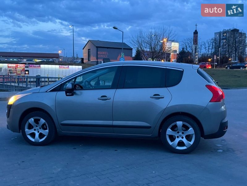 Peugeot 3008 2011