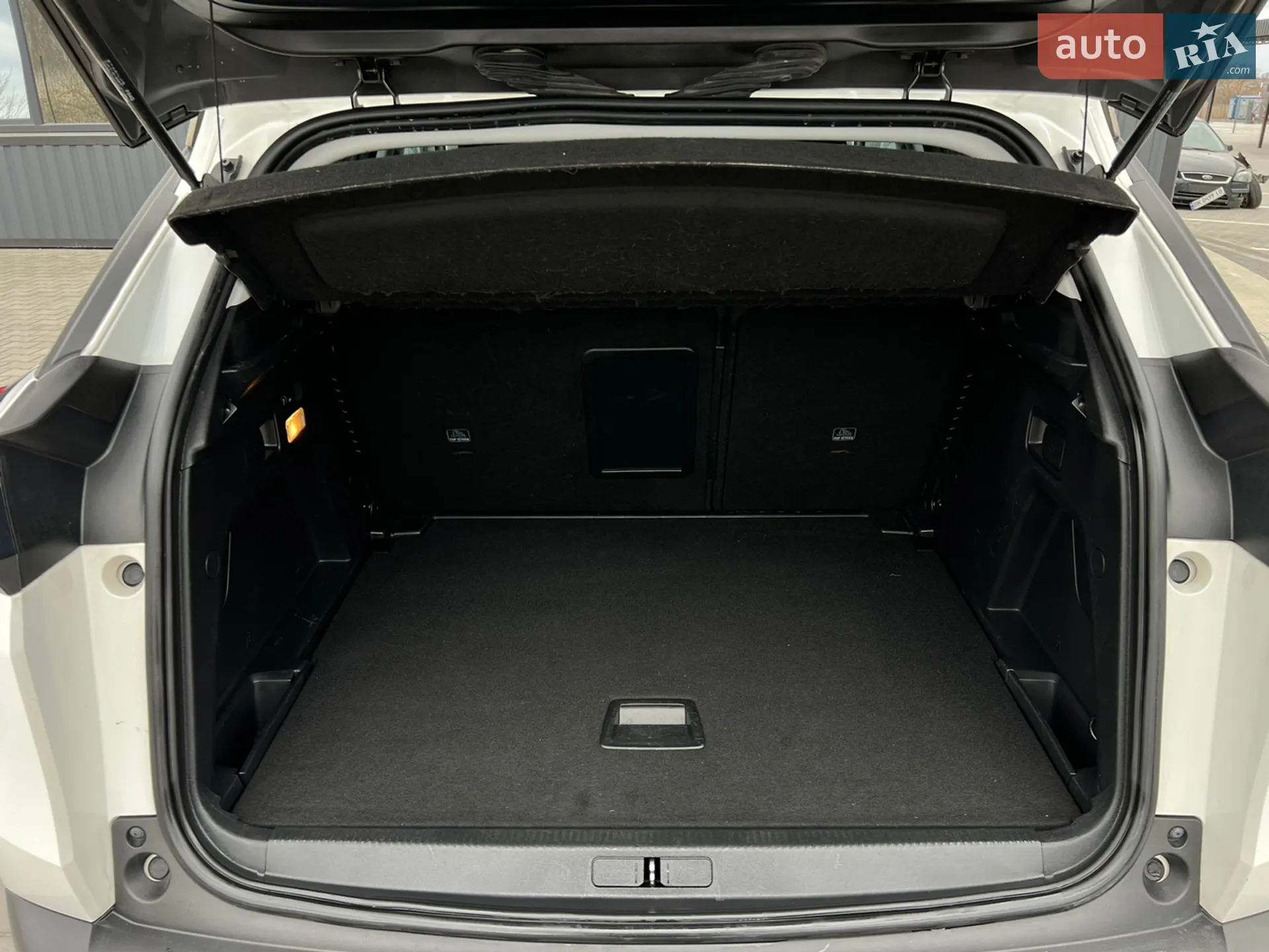 2019 Peugeot 3008 - мініатюра 27