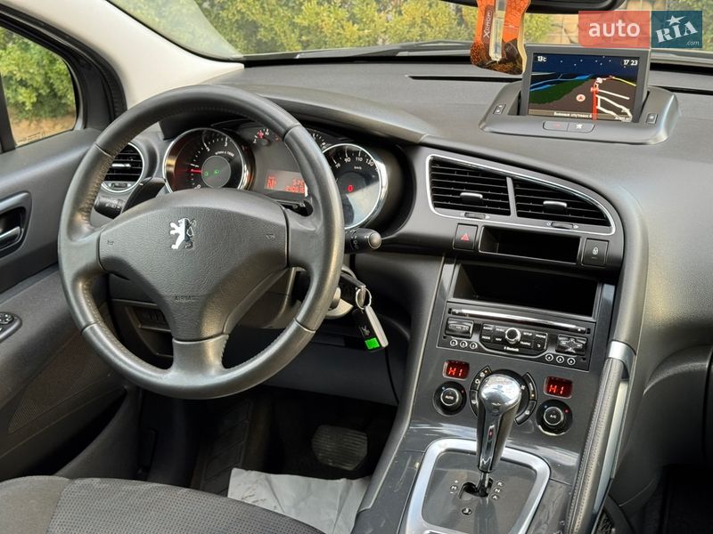 Внедорожник / Кроссовер Peugeot 3008 2013 в Стрые