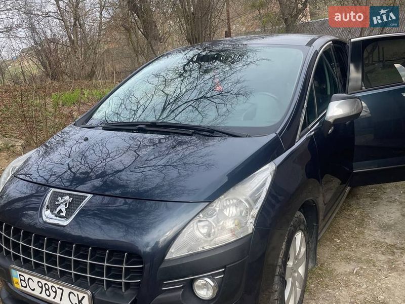 Peugeot 3008 2011