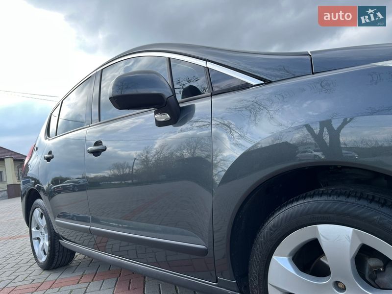 Внедорожник / Кроссовер Peugeot 3008 2011 в Золочеве