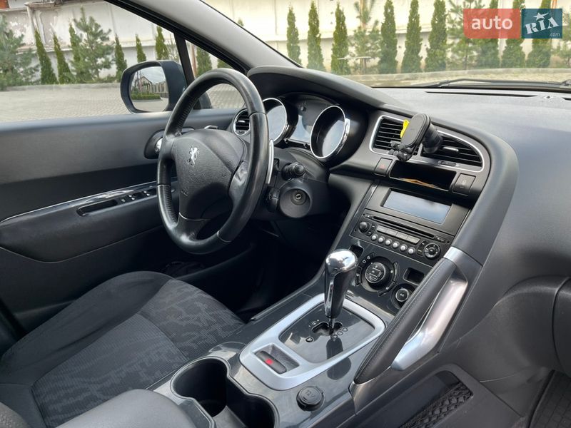 Внедорожник / Кроссовер Peugeot 3008 2011 в Золочеве