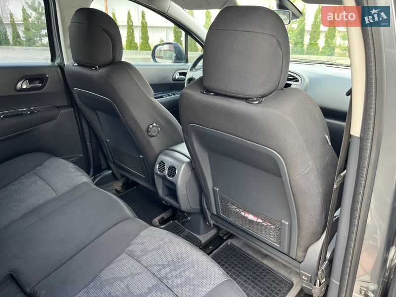 Внедорожник / Кроссовер Peugeot 3008 2011 в Золочеве