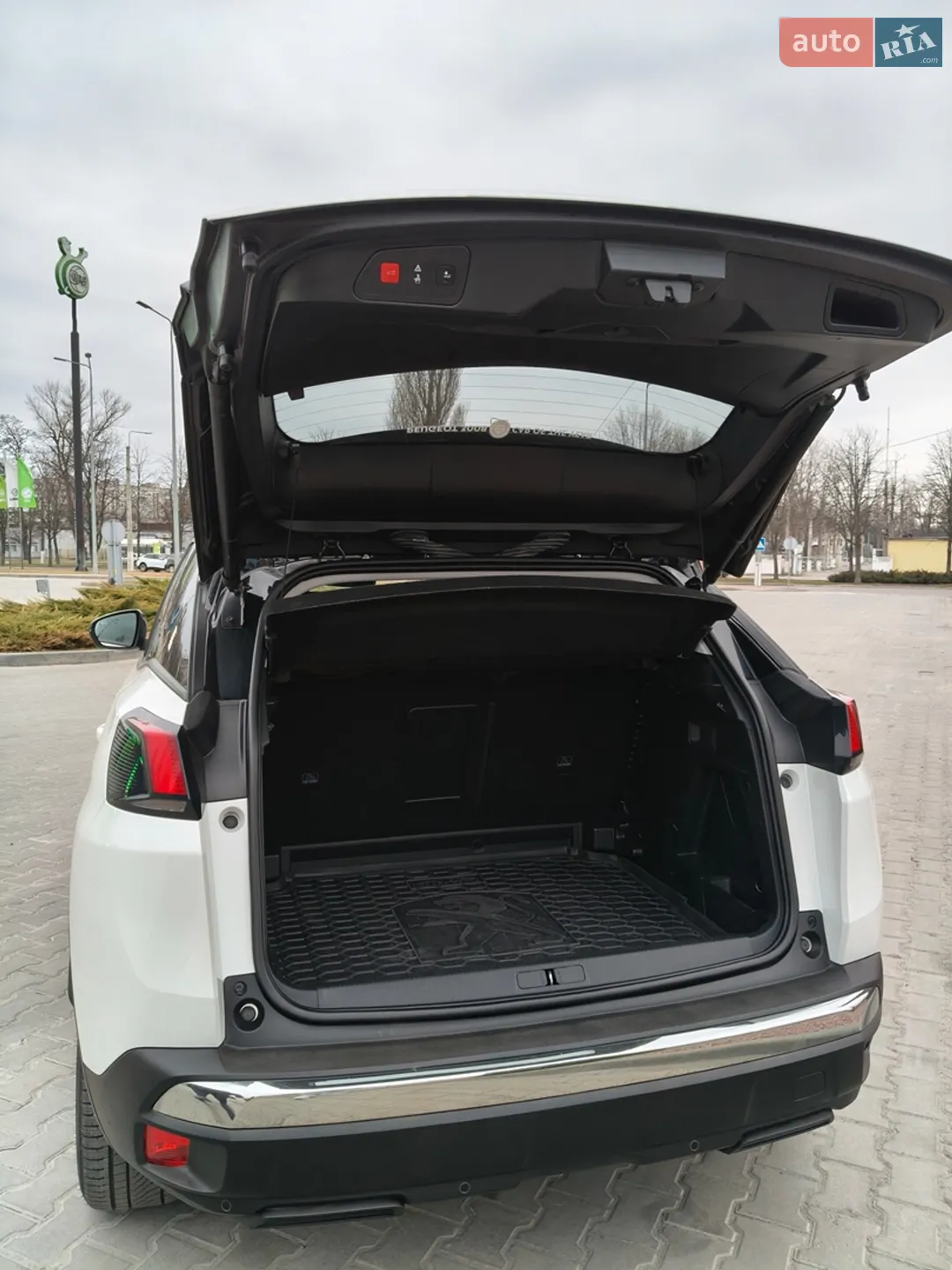 2017 Peugeot 3008 - мініатюра 5