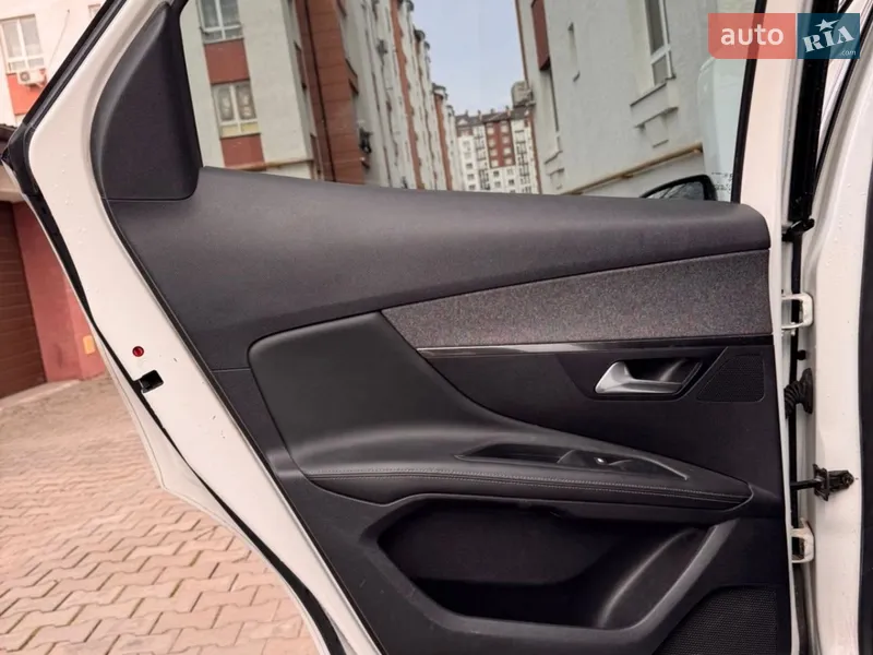 Peugeot 3008 2017 VIN VF3MJAHXVHS223225 фото оголошення 26 з 81