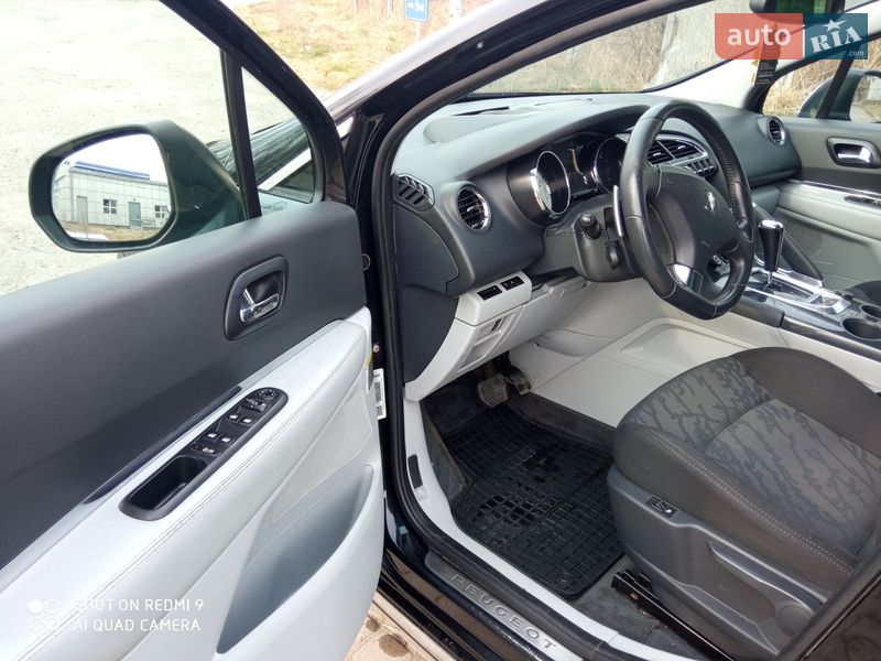 Внедорожник / Кроссовер Peugeot 3008 2010 в Самборе