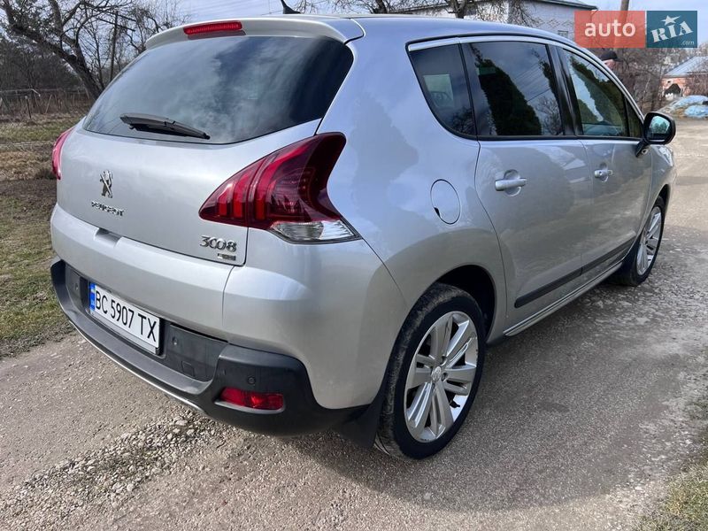 Внедорожник / Кроссовер Peugeot 3008 2015 в Самборе