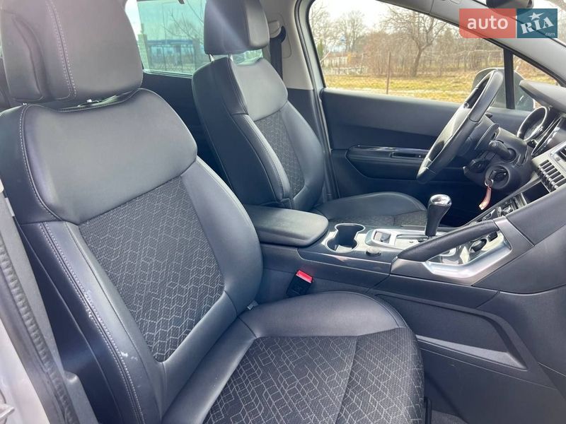 Внедорожник / Кроссовер Peugeot 3008 2015 в Самборе