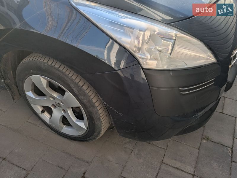 Внедорожник / Кроссовер Peugeot 3008 2011 в Ровно