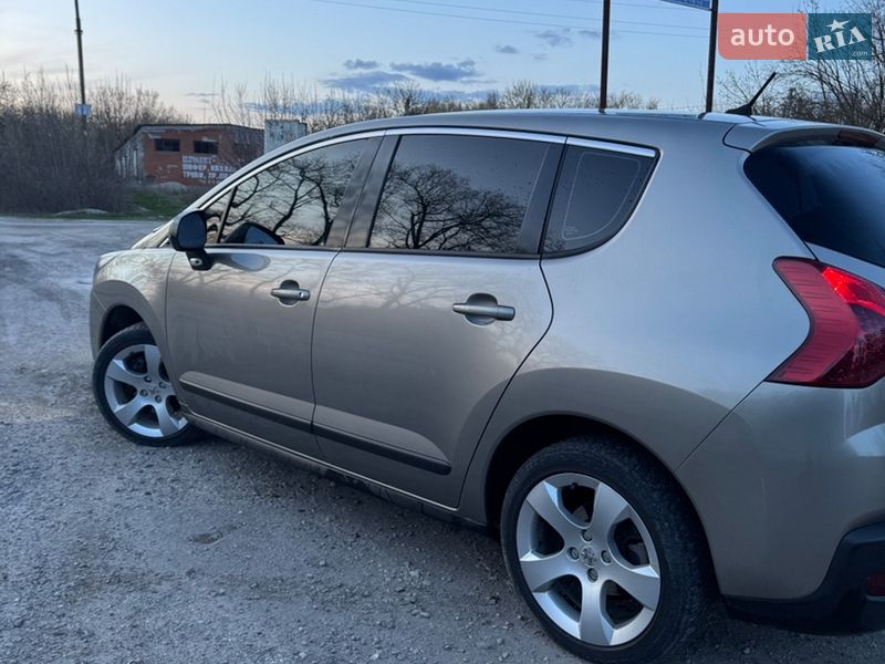 Внедорожник / Кроссовер Peugeot 3008 2010 в Тернополе