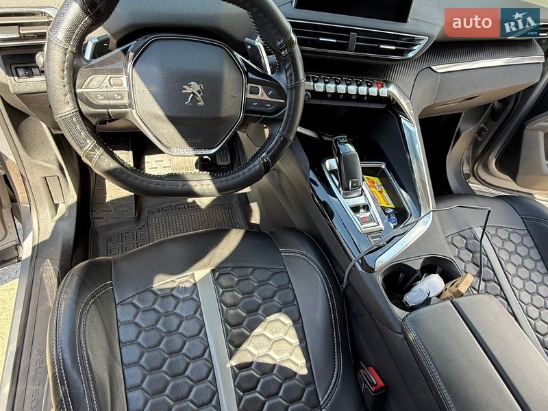 Внедорожник / Кроссовер Peugeot 3008 2020 в Киеве
