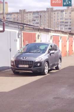 Внедорожник / Кроссовер Peugeot 3008 2011 в Киеве