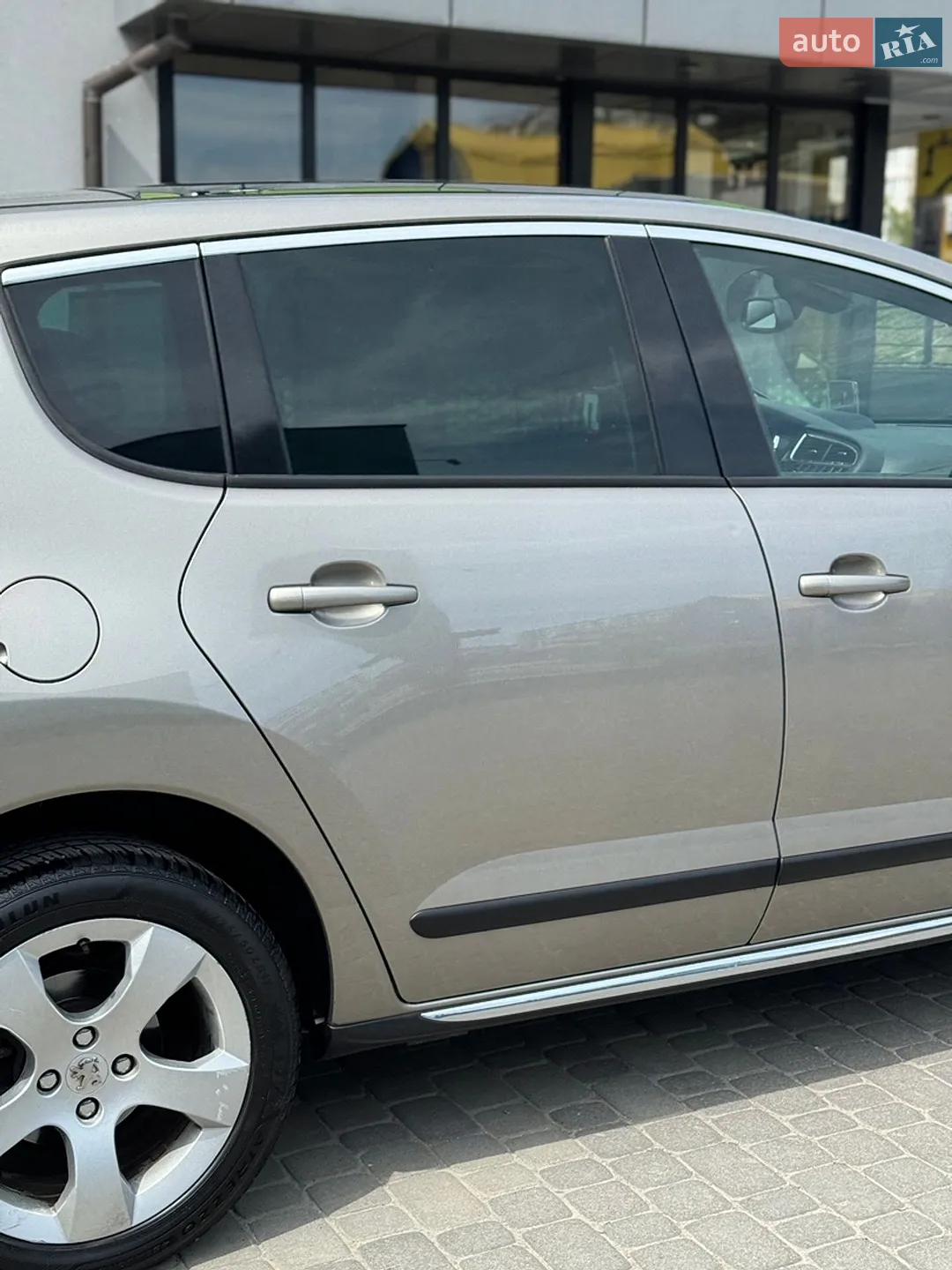 2011 Peugeot 3008 - мініатюра 9