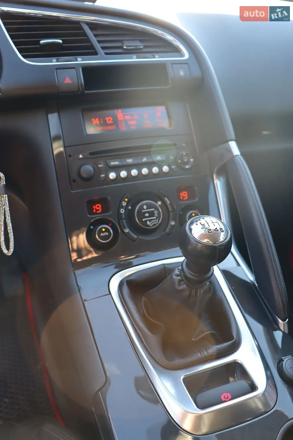2014 Peugeot 3008 - мініатюра 21