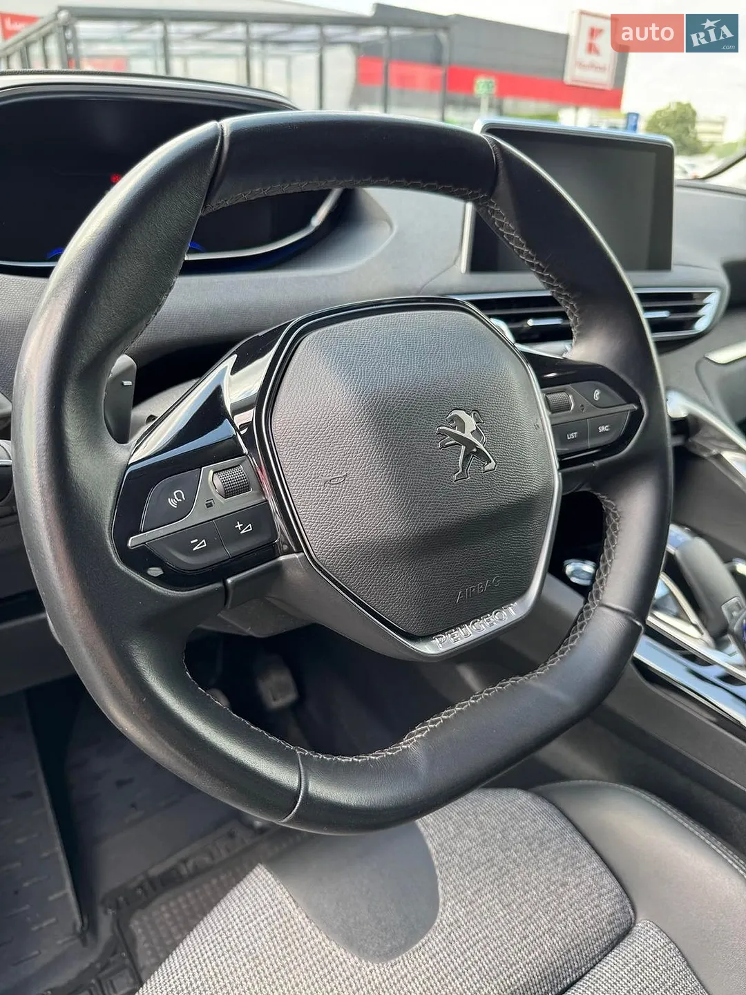 2019 Peugeot 3008 - фото 1