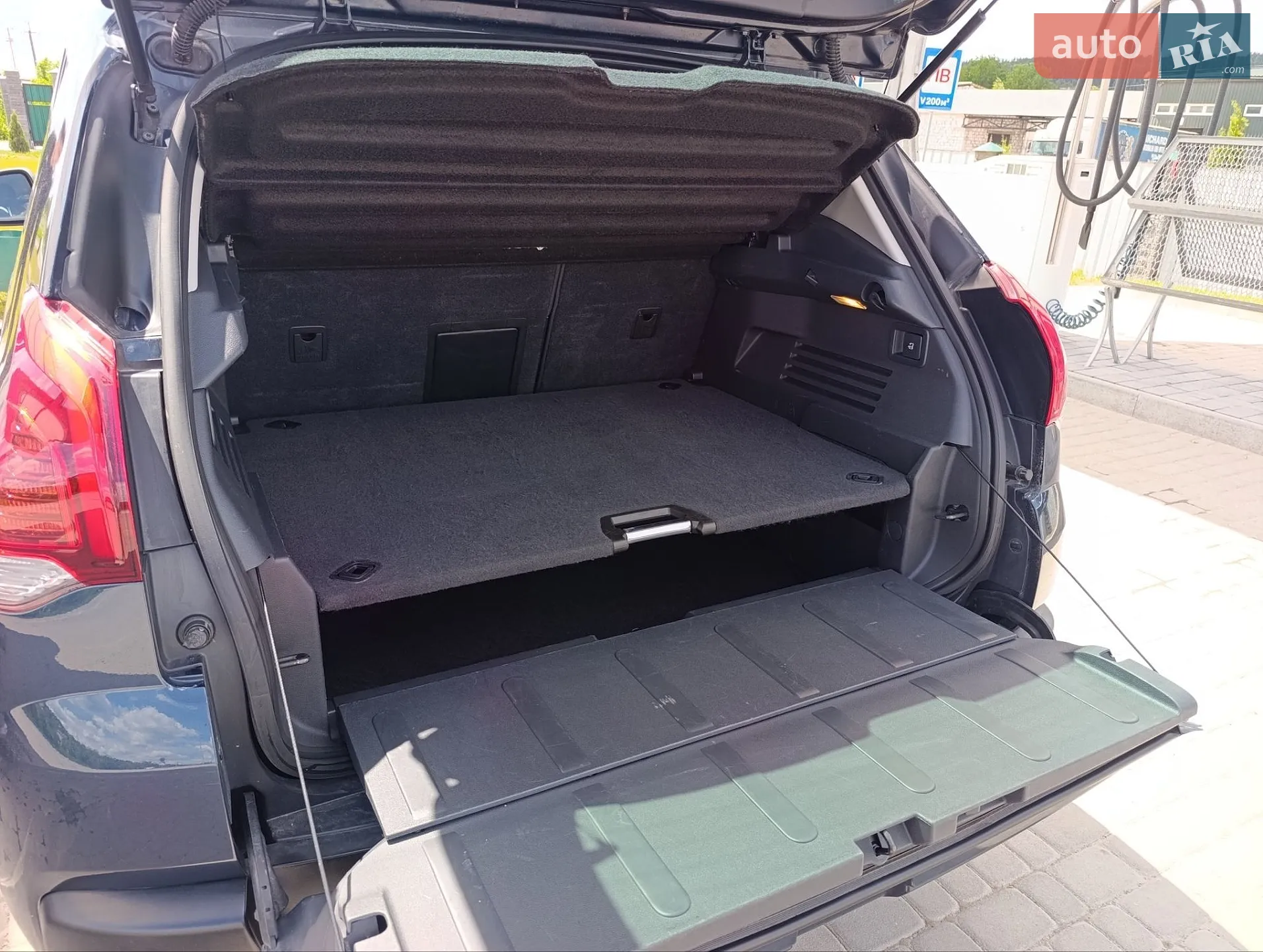 2015 Peugeot 3008 - мініатюра 26
