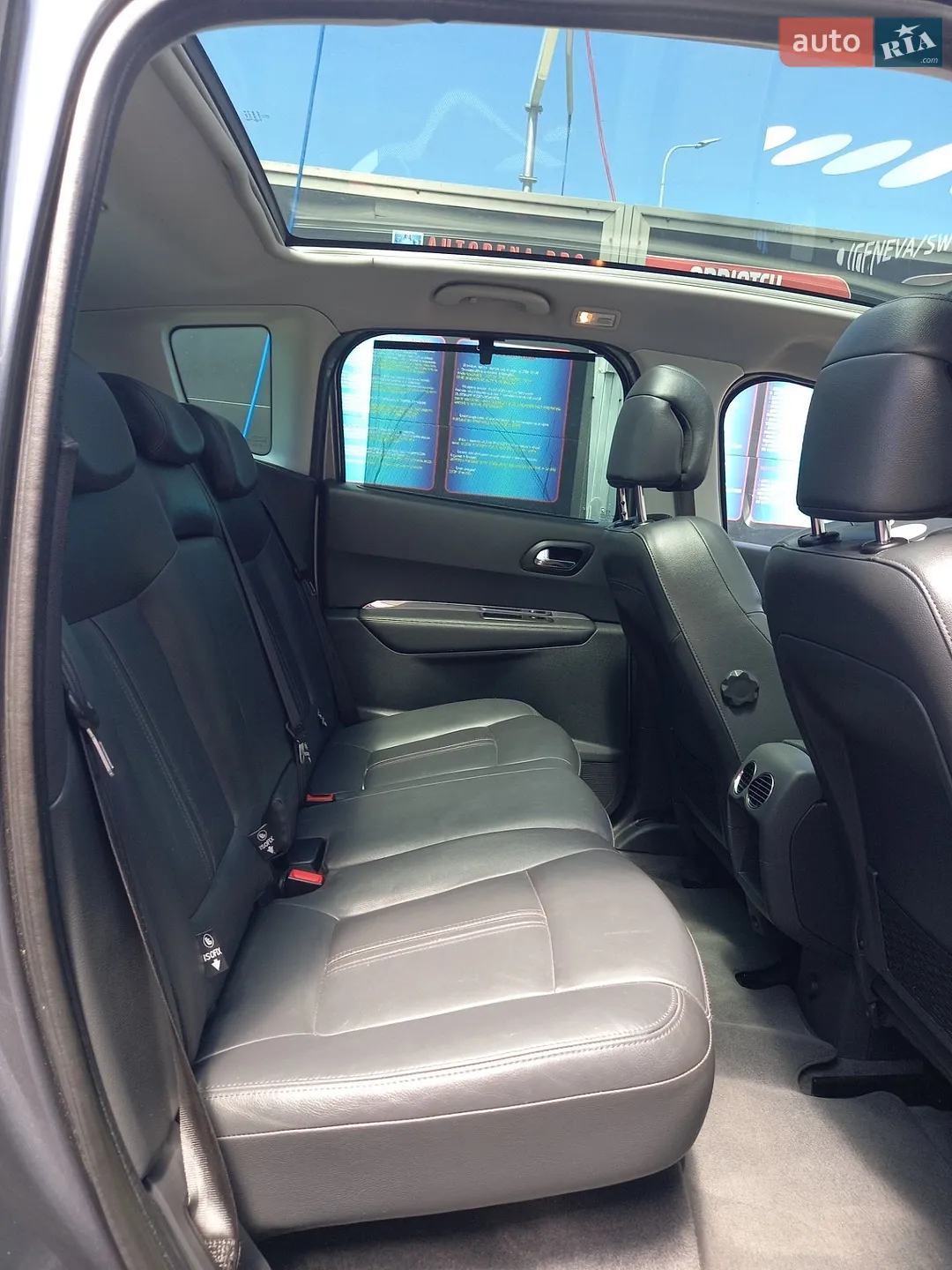 2011 Peugeot 3008 - мініатюра 23