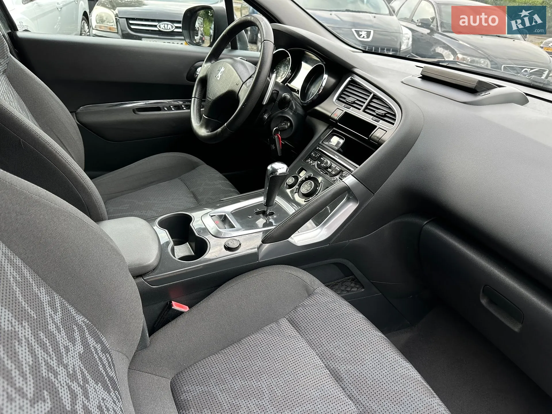 2013 Peugeot 3008 - мініатюра 32