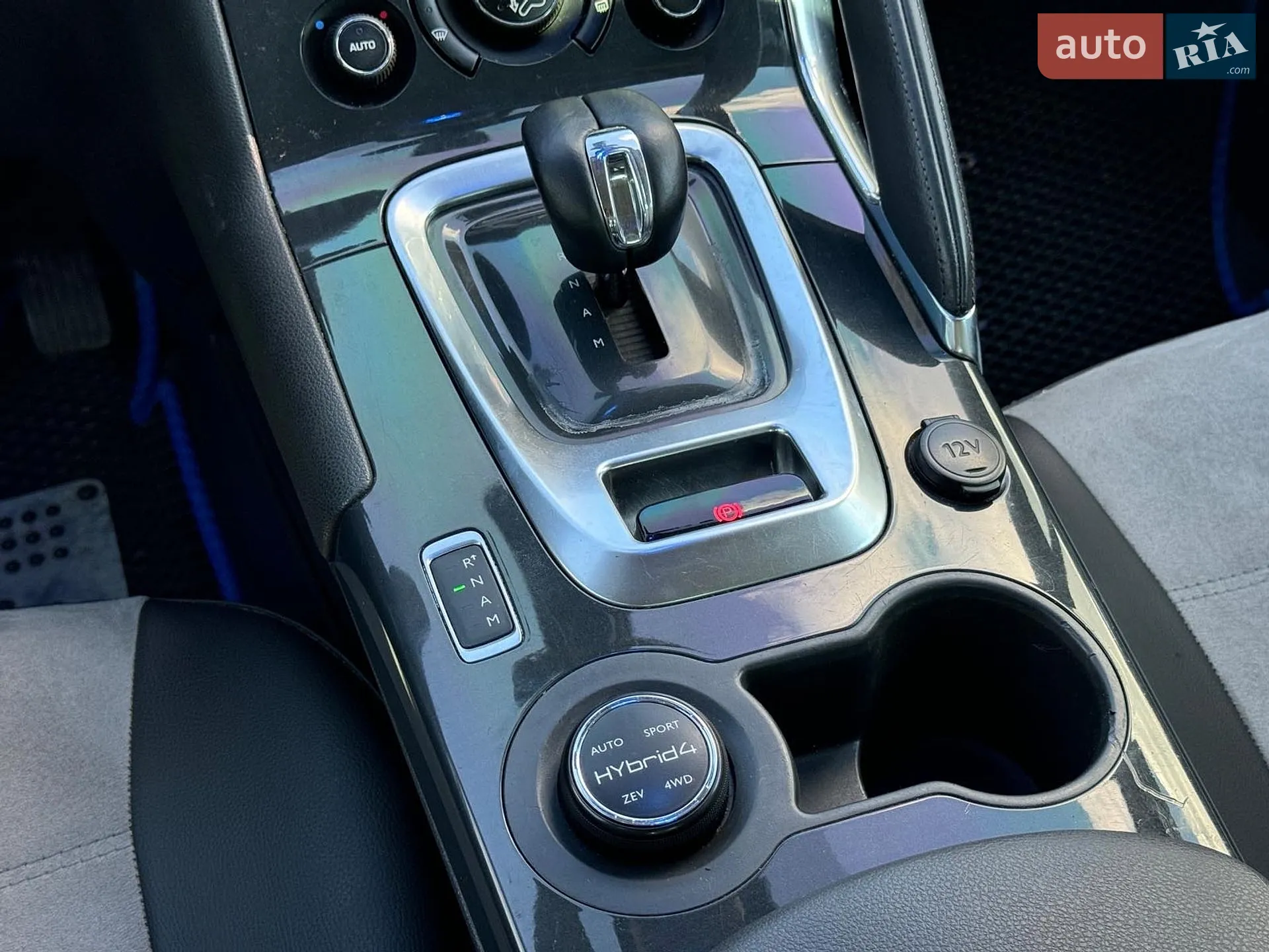 2014 Peugeot 3008 - мініатюра 28