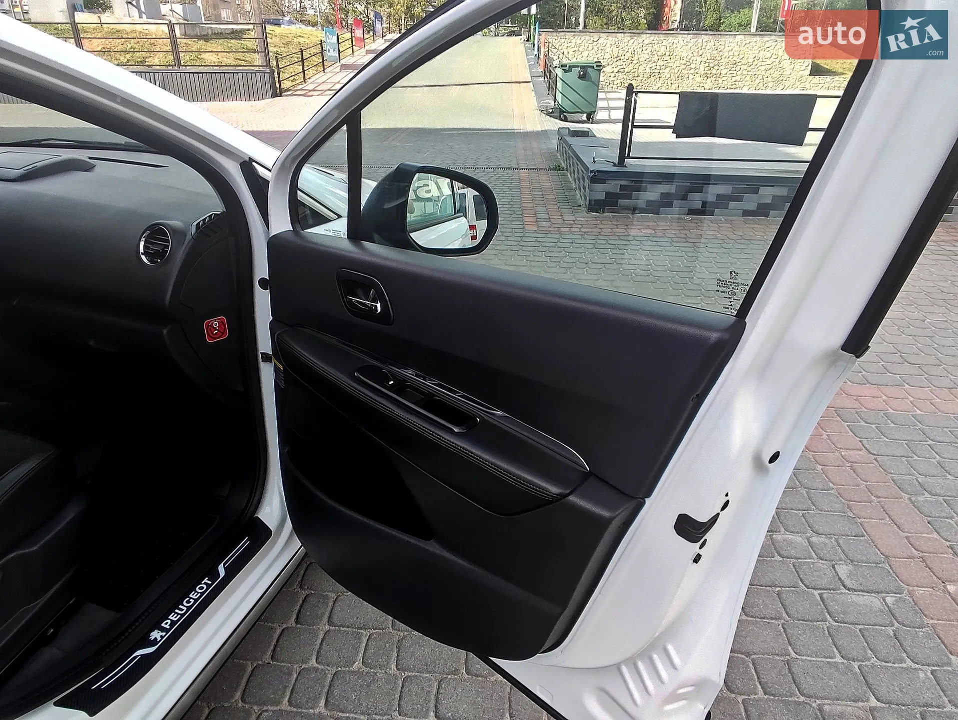 2014 Peugeot 3008 - мініатюра 33