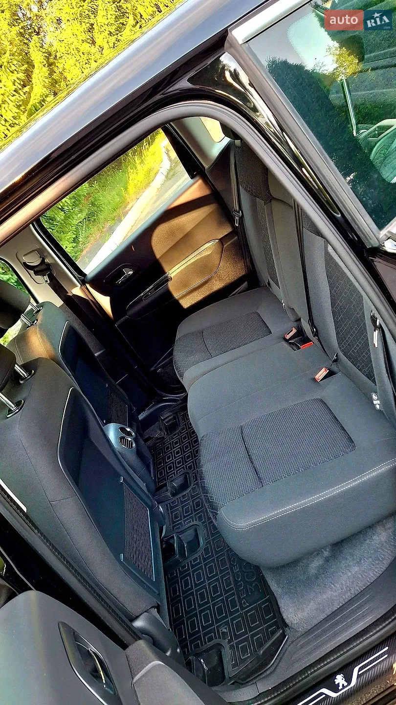 2015 Peugeot 3008 - мініатюра 16