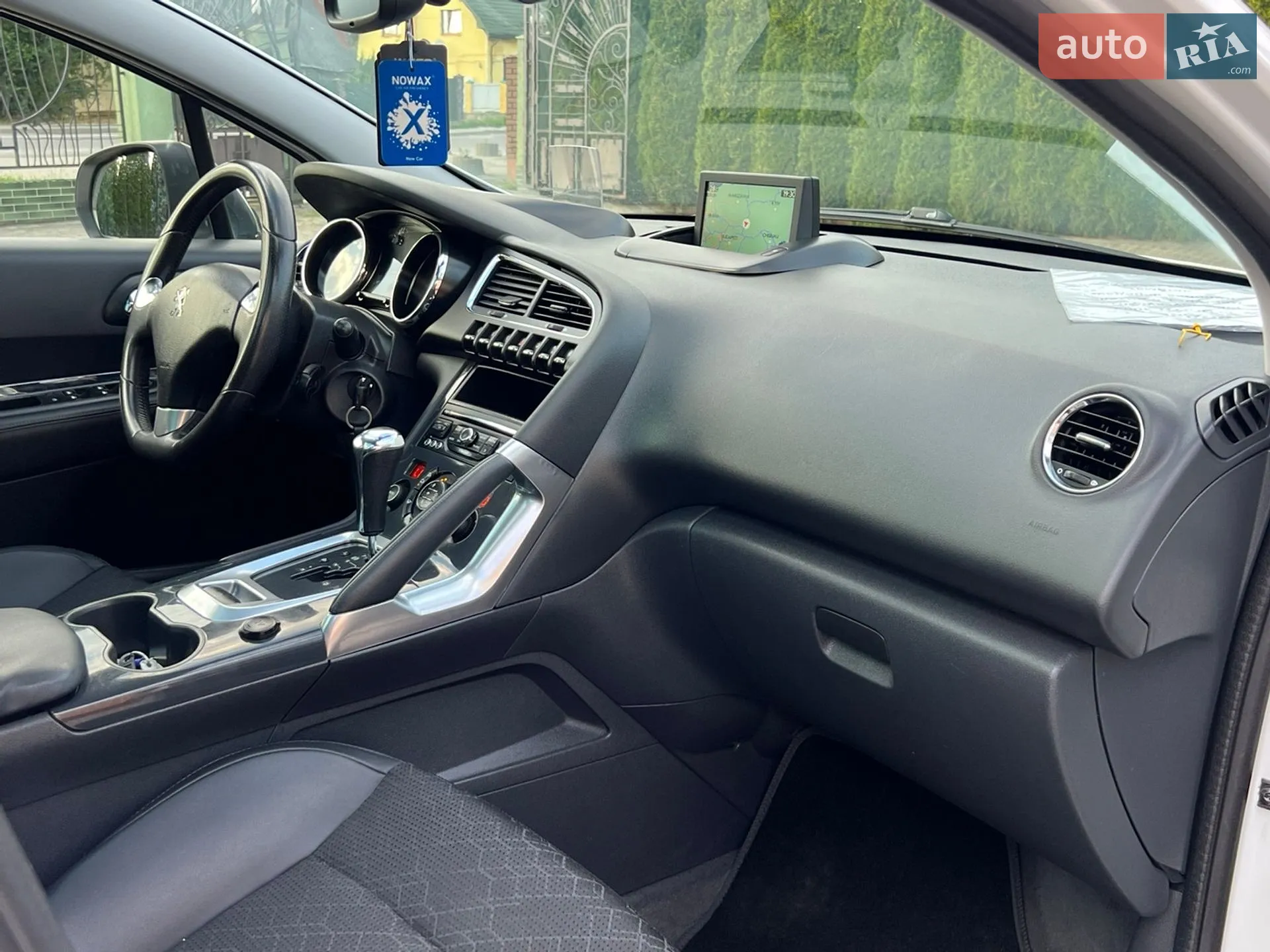 2015 Peugeot 3008 - мініатюра 29