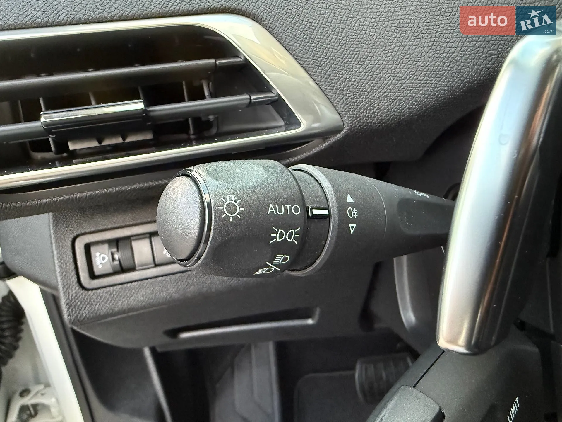 2022 Peugeot 3008 - мініатюра 38