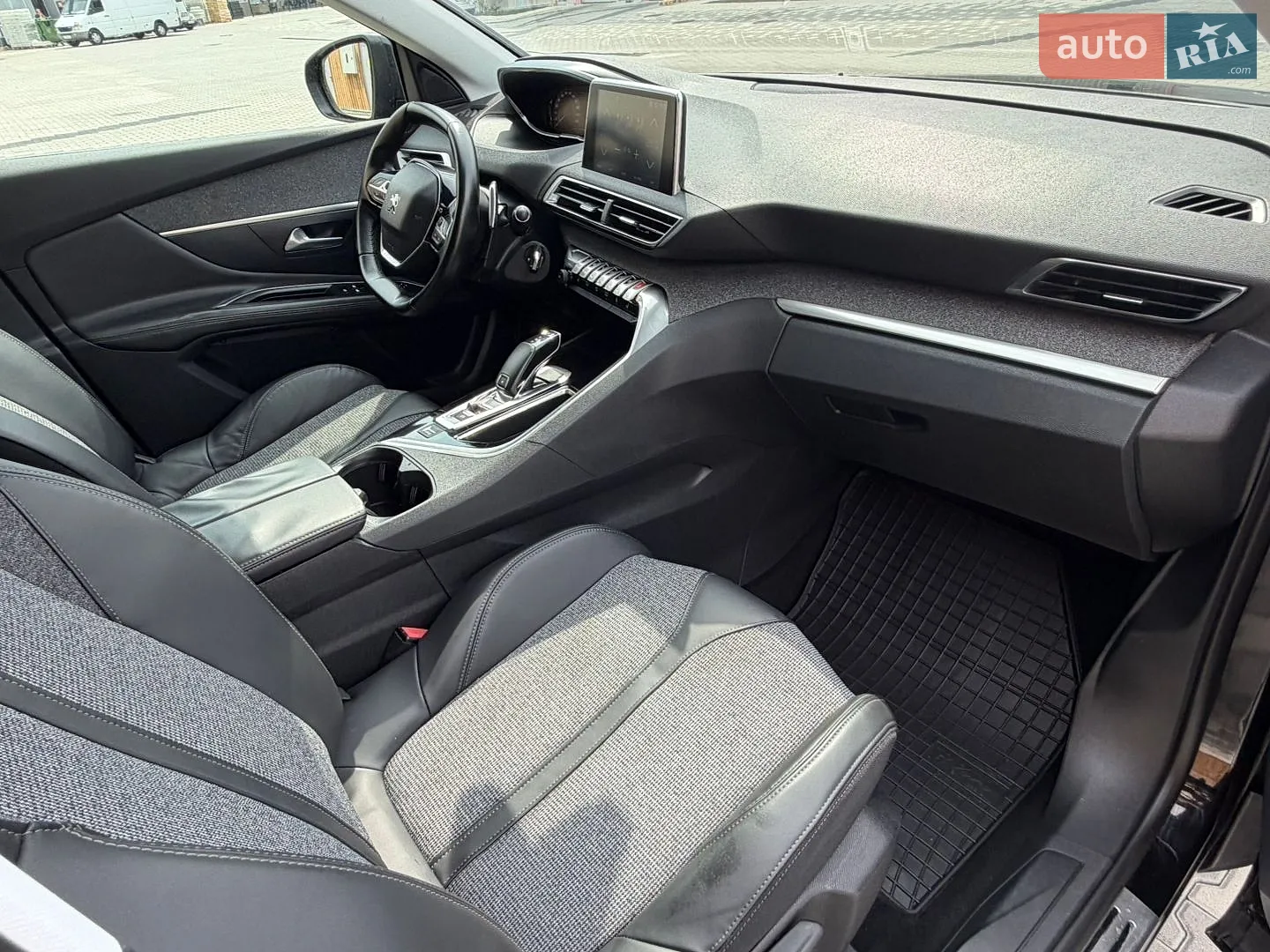 2017 Peugeot 3008 - мініатюра 23