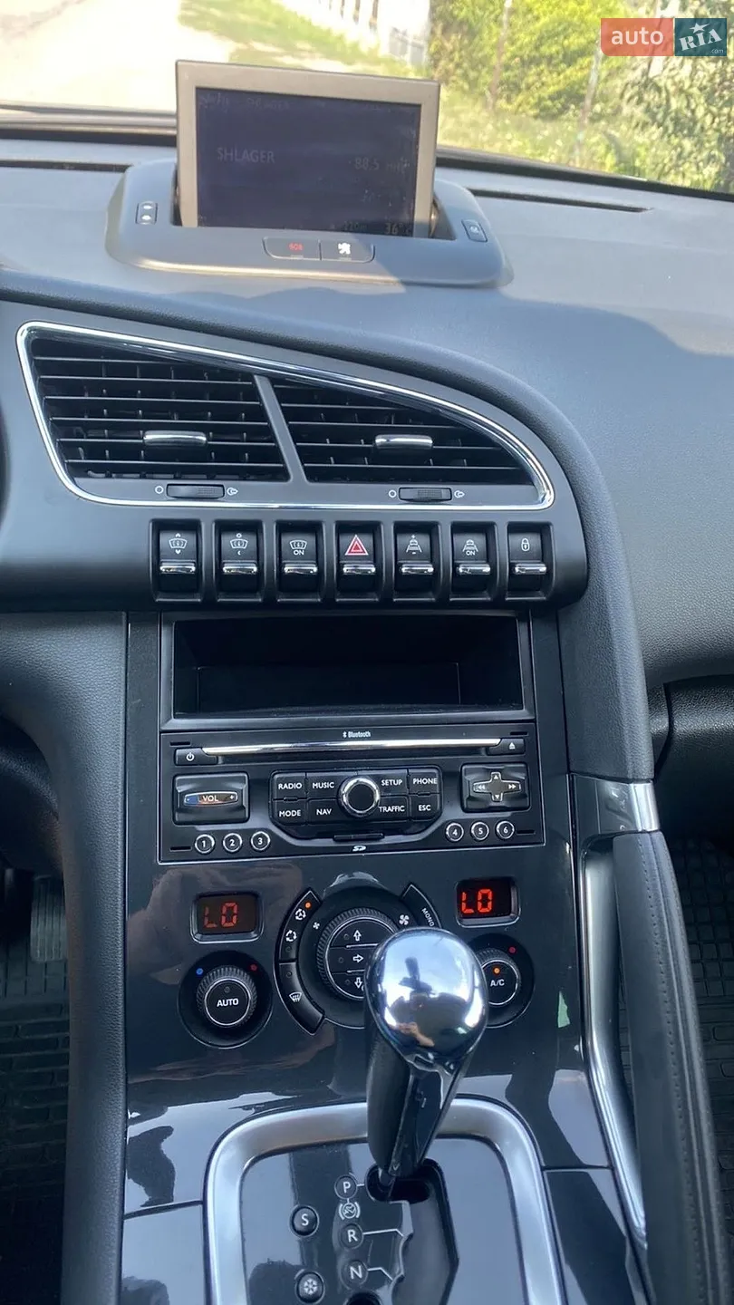 2011 Peugeot 3008 - мініатюра 11
