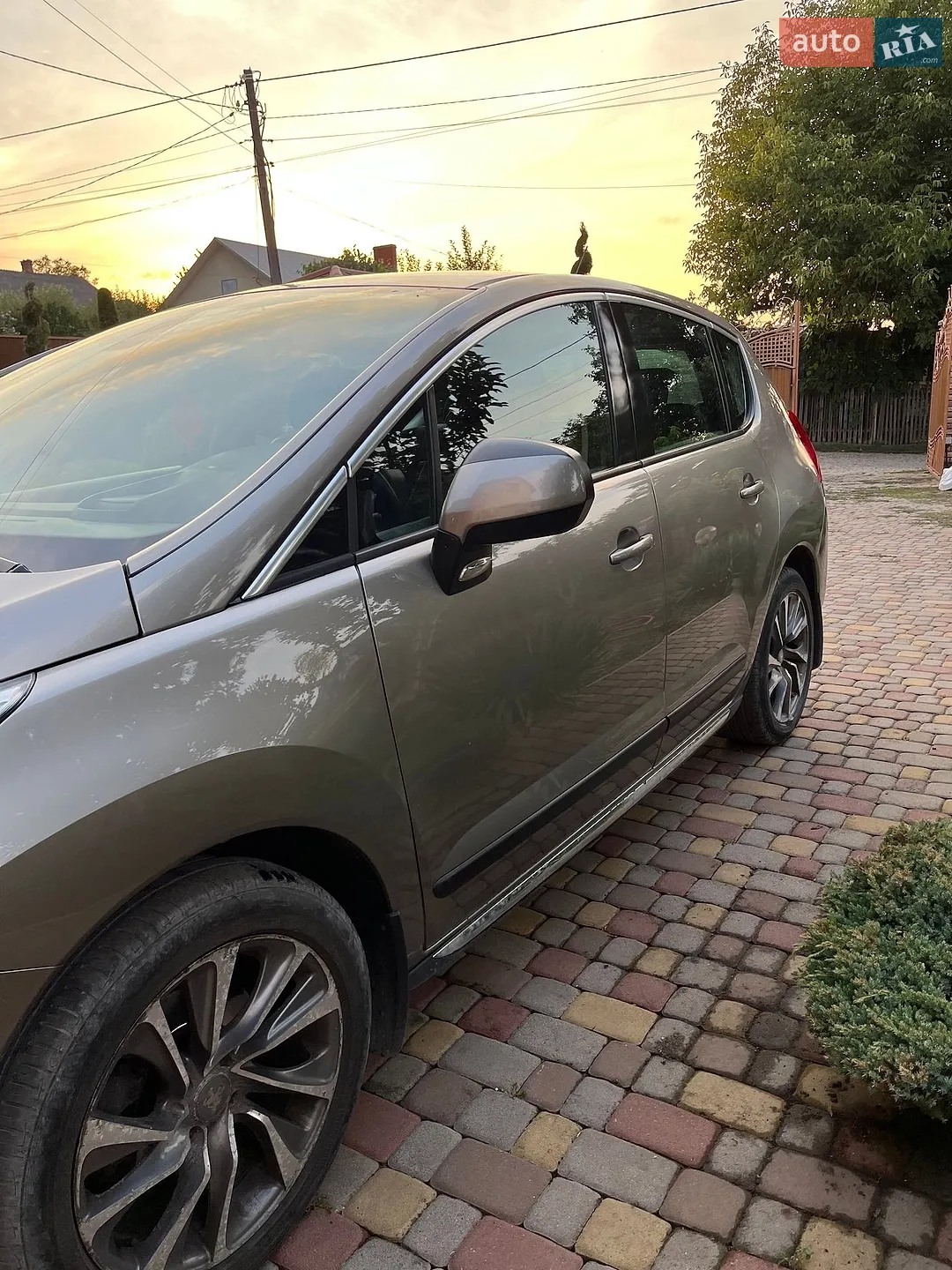 2012 Peugeot 3008 - мініатюра 2