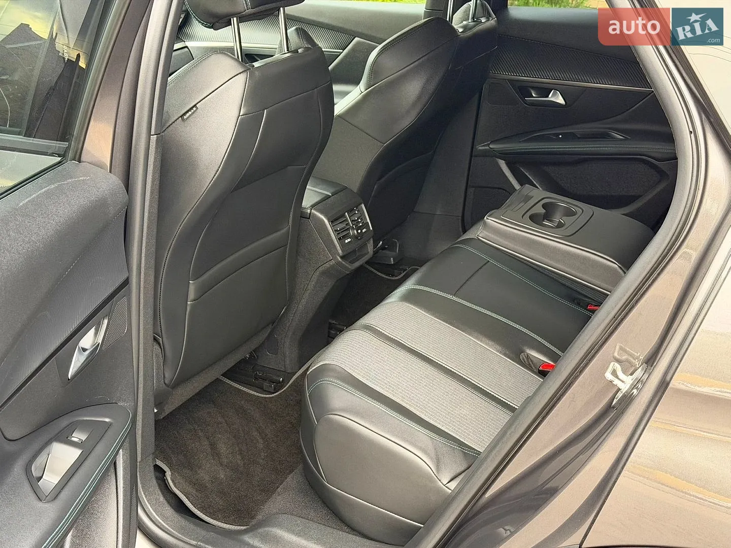2022 Peugeot 3008 - мініатюра 29