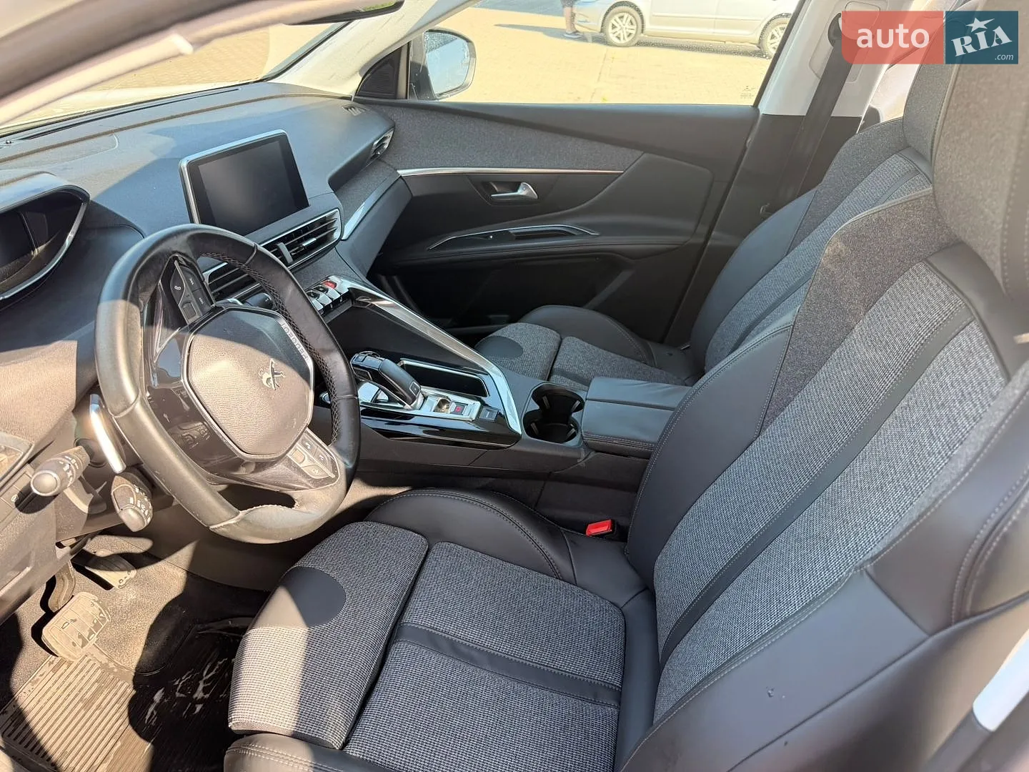 2017 Peugeot 3008 - мініатюра 8