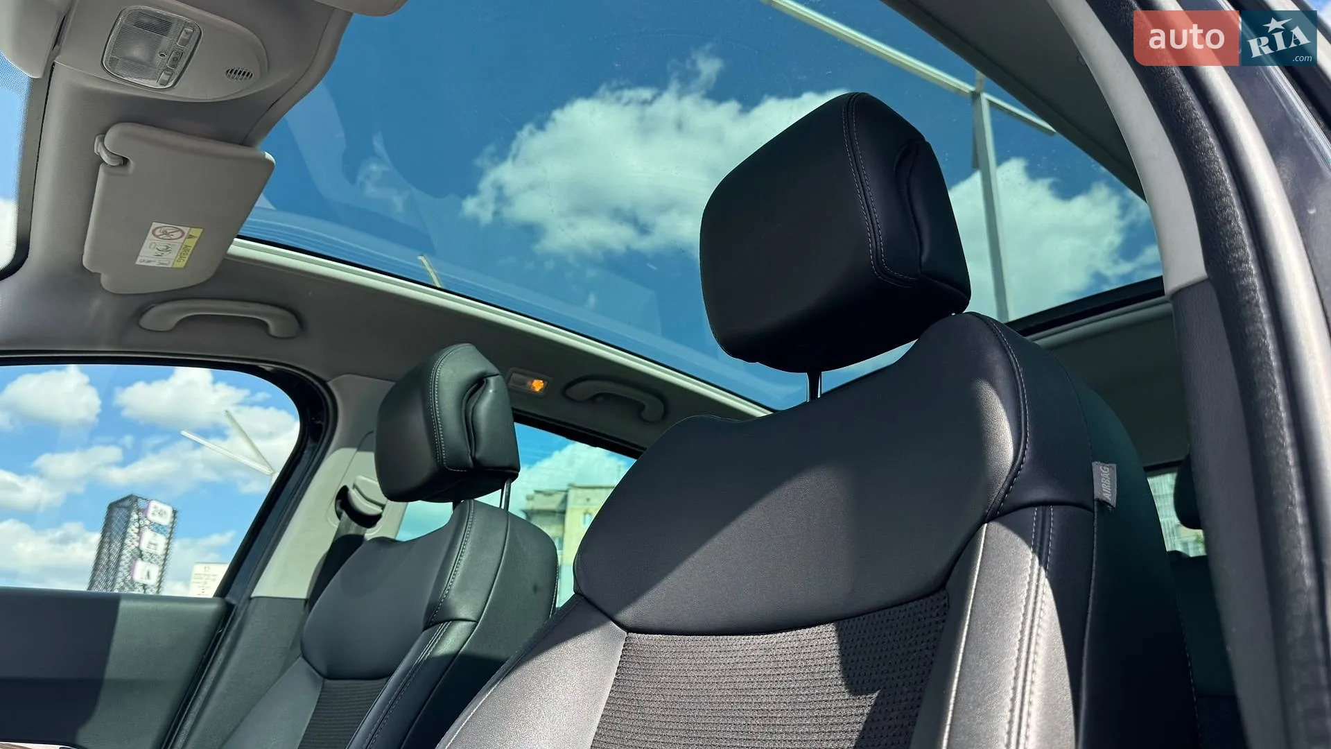 2015 Peugeot 3008 - мініатюра 15