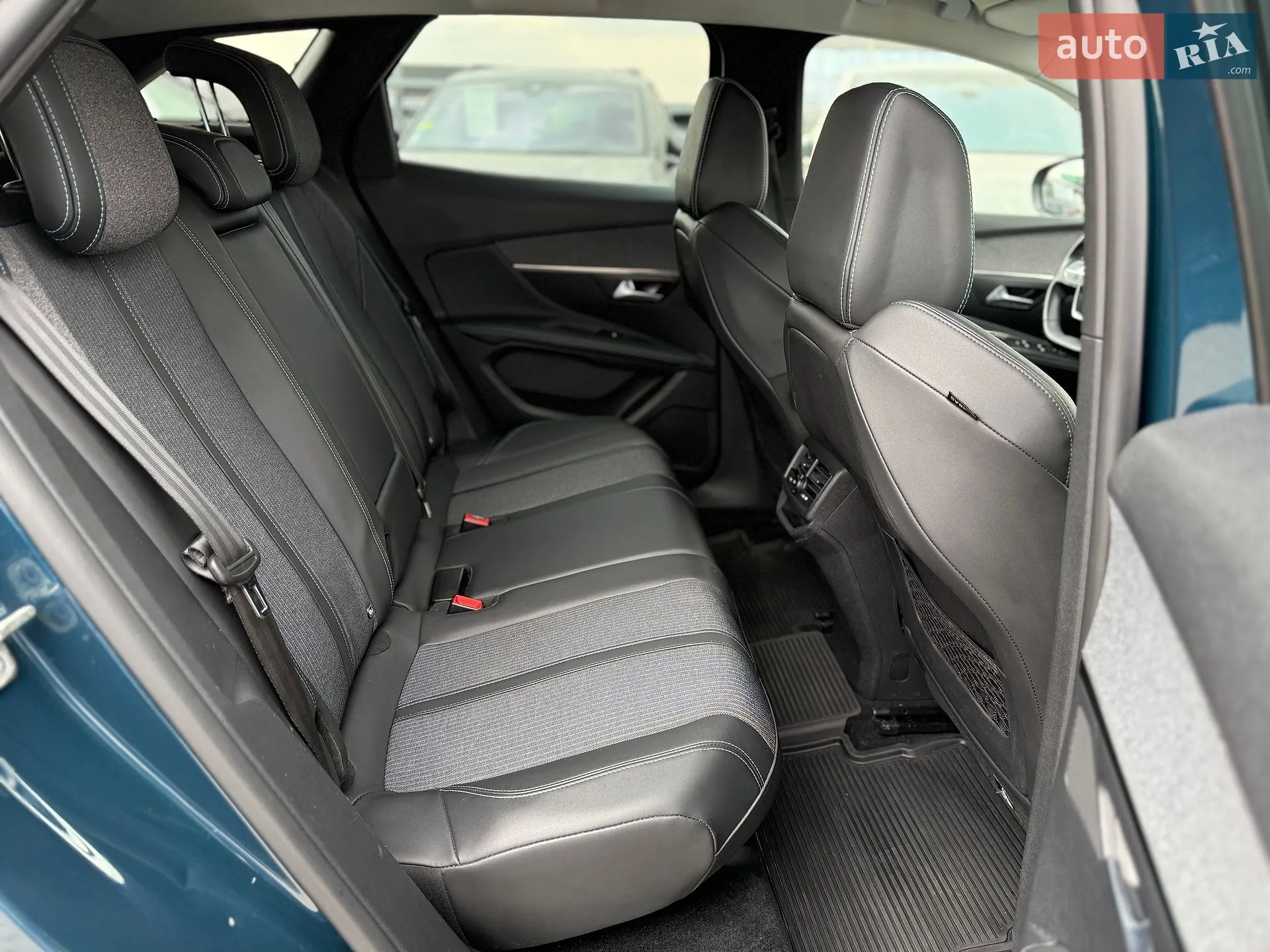 2021 Peugeot 3008 - мініатюра 12