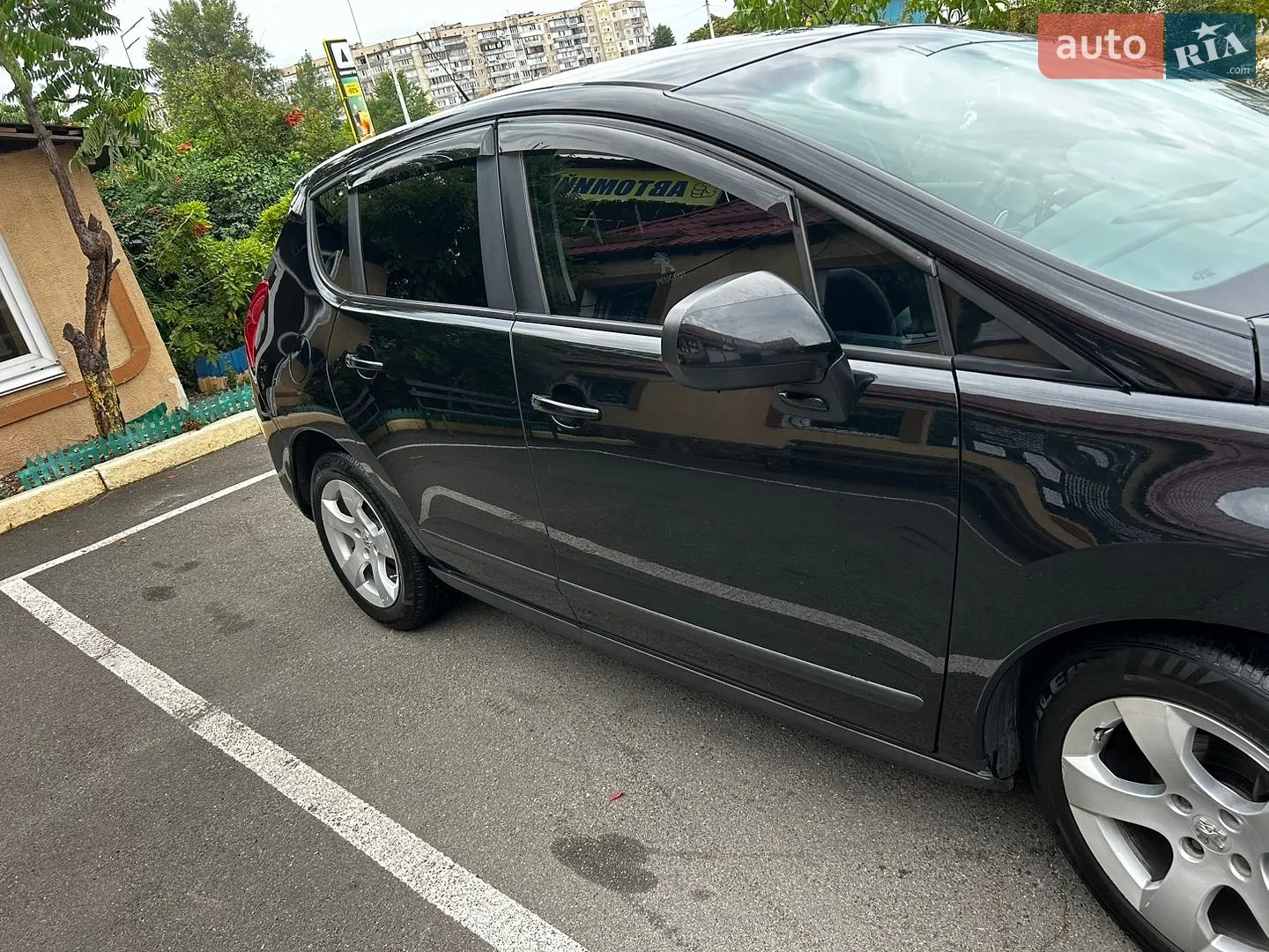 2011 Peugeot 3008 - мініатюра 4