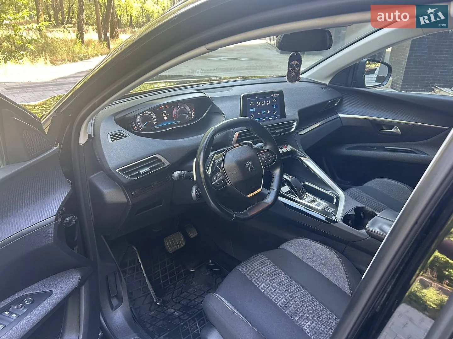 2017 Peugeot 3008 - мініатюра 15
